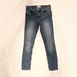 Free People busted distressed knee, high rise skinny denim, size 29